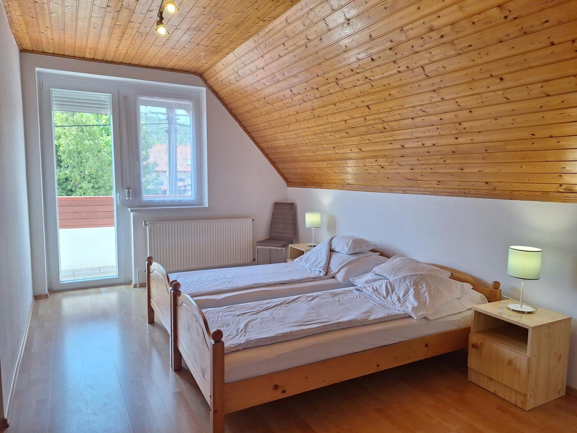 Badacsony Apartmanhaz Badacsonytomaj Buitenkant foto